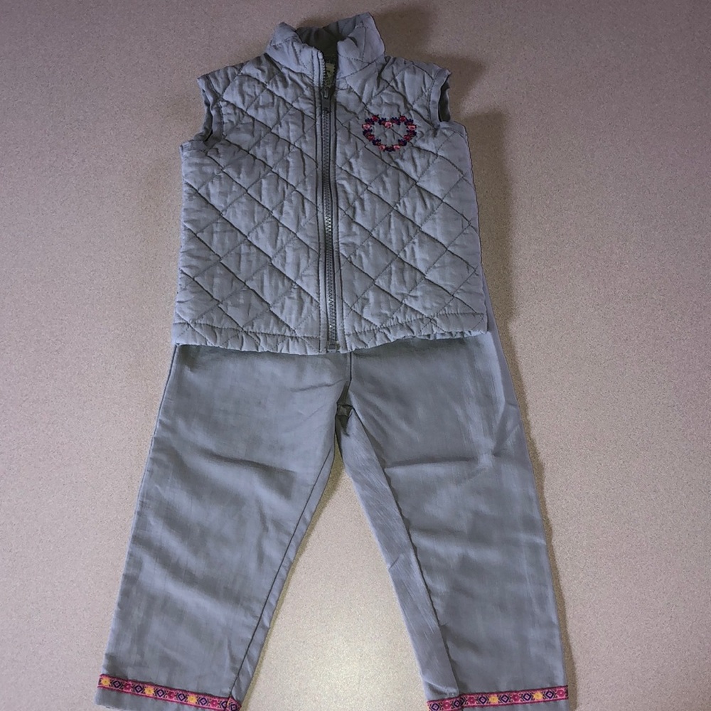 💜EUC Small Steps Vest/Pants Set